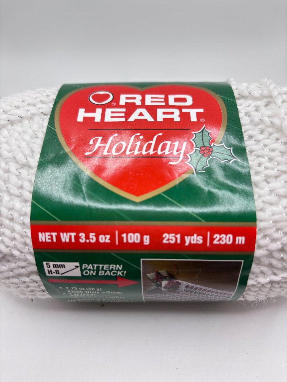 Red Heart Holiday Yarn White Silver LOT A6383 3.5oz Acrylic Worsted 1 Skein VTG